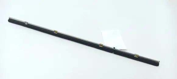 Mercedes-Benz COMPAKT W115 Rubber seal rear door window/glass 