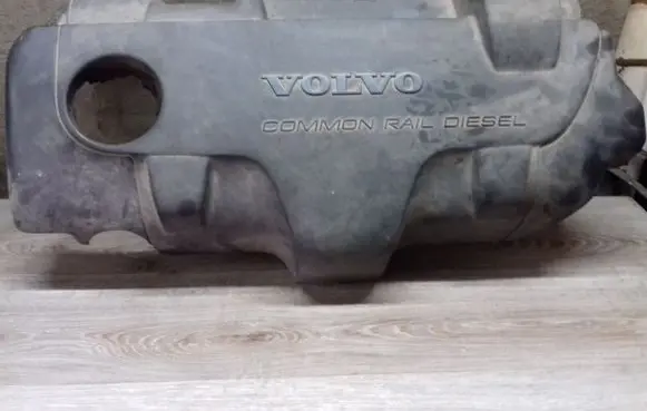 Volvo XC90 Engine cover (trim) 16301 08653495