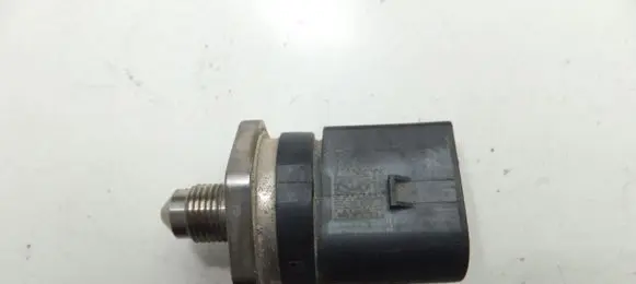 Volkswagen PASSAT B6 Sensor 06J906051 0261545016