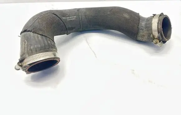 Audi A5 8T 8F Intercooler hose/pipe 8K0145738P