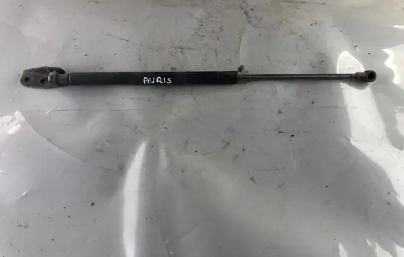Toyota Auris 150 Tailgate strut 