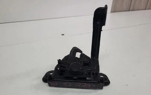 KIA Ceed Engine bonnet/hood lock/catch