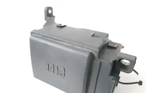 Jaguar XE Fuse box set GX7314A076DB