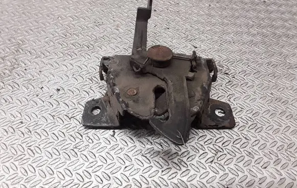 Hyundai Santa Fe Engine bonnet/hood lock/catch