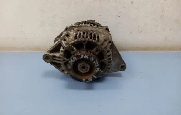 Renault Megane I Generator/alternator 2541937A A11VI85 7700424585