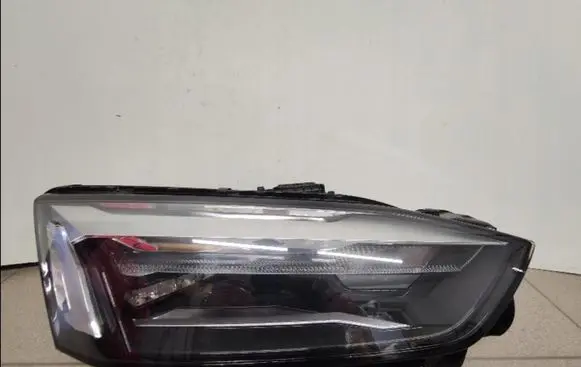 Audi A5 Headlight/headlamp 8W6941012