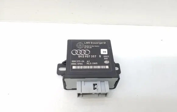 Audi A4 S4 B8 8K Light module LCM 8K0907357