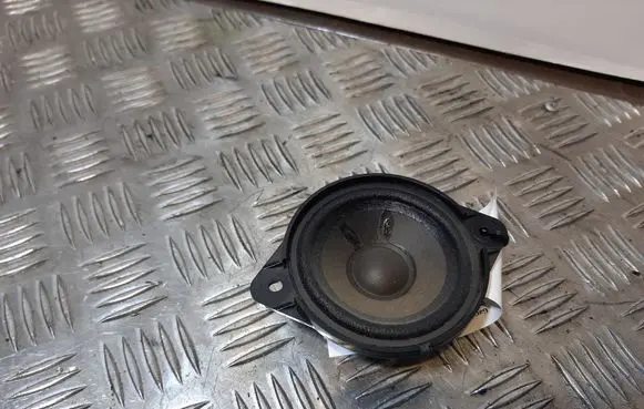 Audi A5 8T 8F Panel speaker 8T0035416