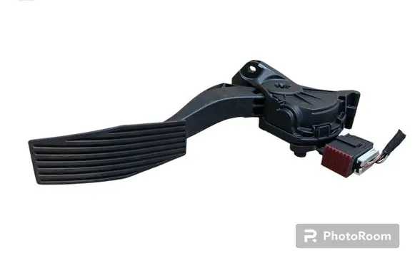 Opel Insignia A Accelerator throttle pedal 13237352