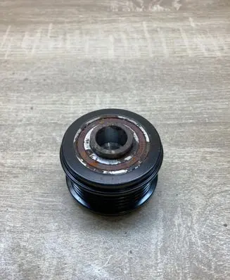 Mercedes-Benz E A207 Alternator pulley A6401500760
