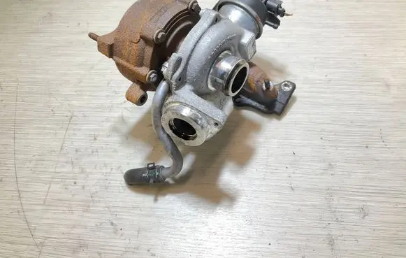 Audi A4 S4 B8 8K Turbo 03L145701D
