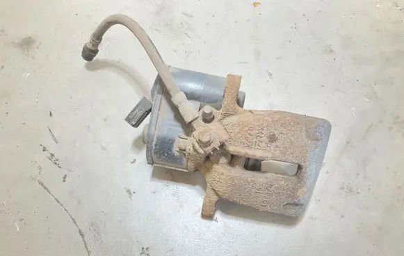 Rear brake caliper