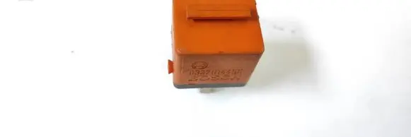 BMW 5 E34 Other relay 0332014456