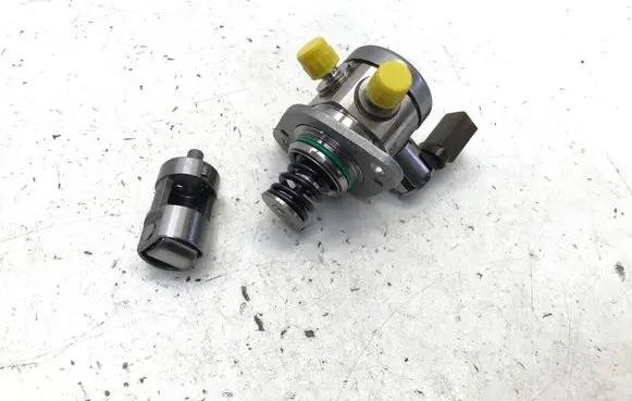 Fuel injection high pressure pump