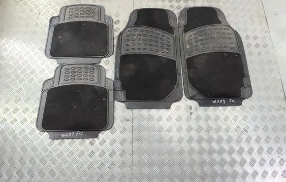 Mercedes-Benz CLK A209 C209 Car floor mat set 