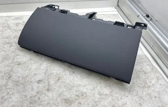 Glove box set