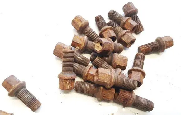 Audi A6 S6 C5 4B Nuts/bolts 