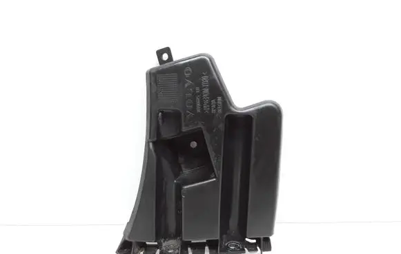 Front bumper mounting bracket