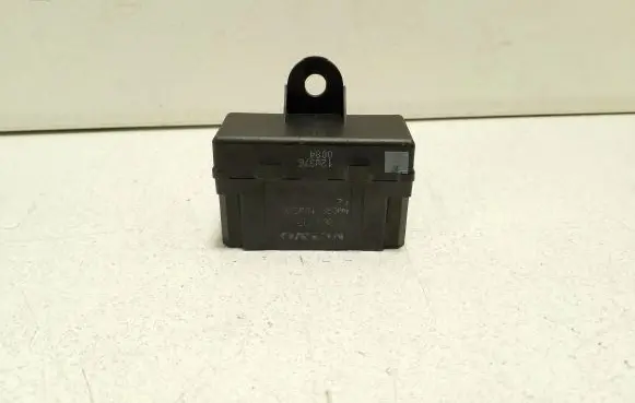 Land Rover Evoque I Seat heating relay 31268907