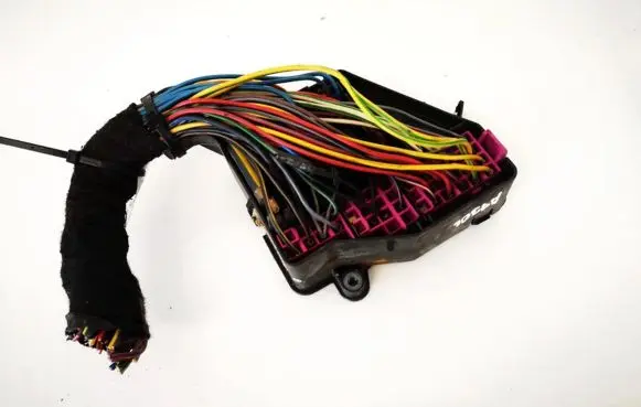 Audi A3 S3 8L Fuse box set 8d1941824