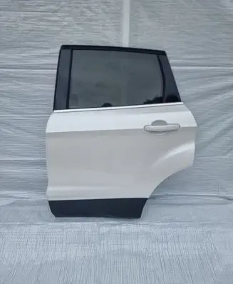 Ford Kuga II Rear door