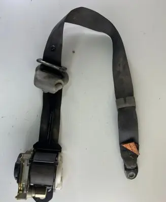 Mitsubishi Space Wagon Front seatbelt TKAB2EN224 0427185