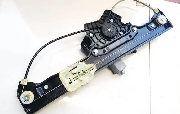 Sliding door window regulator with motor