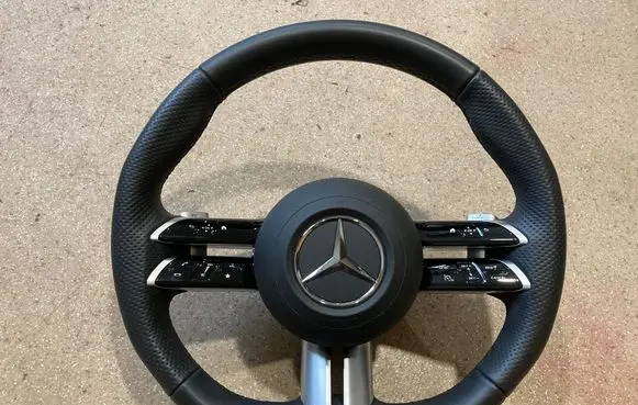 Mercedes-Benz E W214 Steering wheel A0004603016 A0008600106