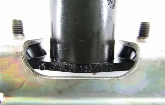 Mercedes-Benz E W211 Oil level sensor A0011531132