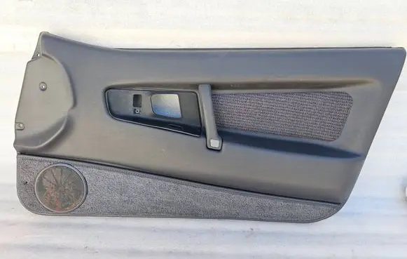 Mitsubishi Eclipse (D21A/D22A/D27A) Front door card panel trim DP607128G1