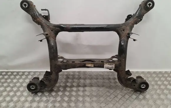 Audi Q7 4M Rear subframe 4M0500025