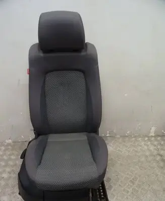 Seat Toledo III (5P) Front passenger seat