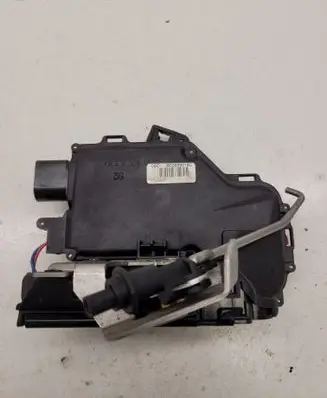 Audi A4 S4 B6 8E 8H Rear door lock 8E0839015C