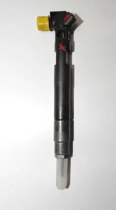 Mercedes-Benz Sprinter W906 Fuel injector A6510700587