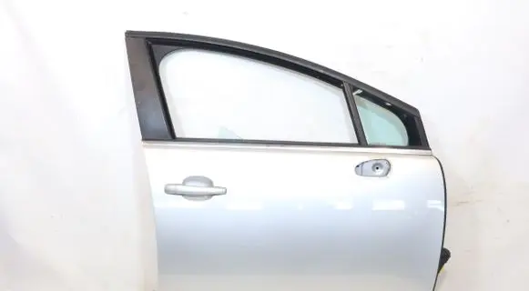 Peugeot 5008 Front door 