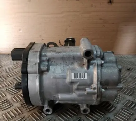 Toyota C-HR I Air conditioning (A/C) compressor (pump) 0424000370
