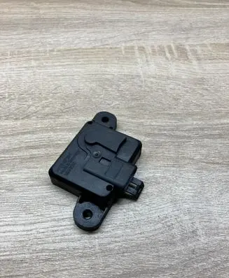 Opel Zafira A Airbag deployment crash/impact sensor 09133263 5WK42856