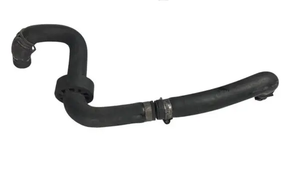 Engine coolant pipe/hose