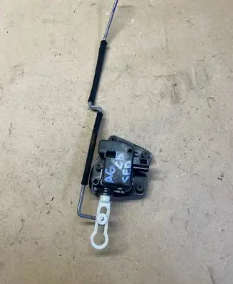 Audi A6 S6 C5 4B Tailgate boot lock/latch motor 8E9827833