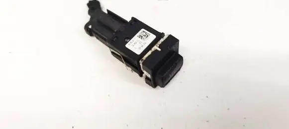 Skoda Fabia Mk2 (5J) Electric window control switch 5J0959621