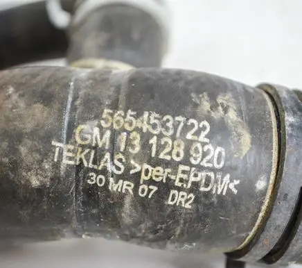 Opel Astra J Air intake hose/pipe 13128920
