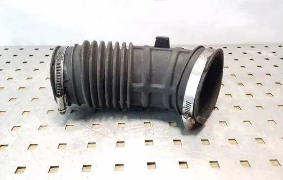 Chrysler 300 - 300C Air intake duct part 0210490A