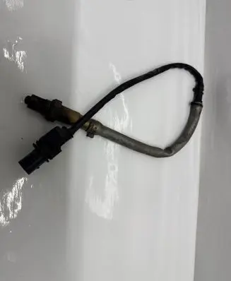 Volkswagen PASSAT CC Lambda probe sensor 0258017044