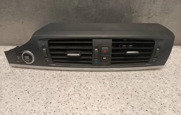BMW X3 F25 Dash center air vent grill 8474309