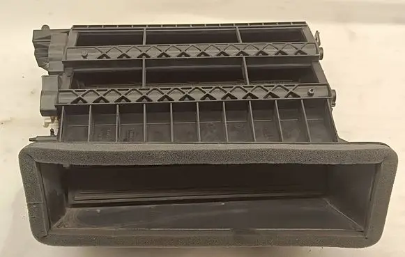 Ford Mach-E I Air filter JX6A18D483AA 25S01684D