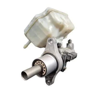 Skoda Superb B6 (3T) Master brake cylinder 1K0945459A 5N0945459A 1K1611301D