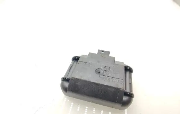 Volkswagen PASSAT B7 Rain sensor 1K0955559 17022011 321327000