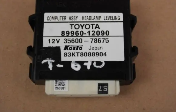 Toyota Auris 150 Other control units/modules 8996012090