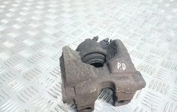 BMW 1 E81 E87 Front brake caliper