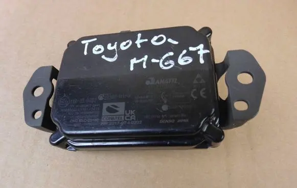 Toyota RAV 4 (XA50) Distronic sensor radar 8821033120